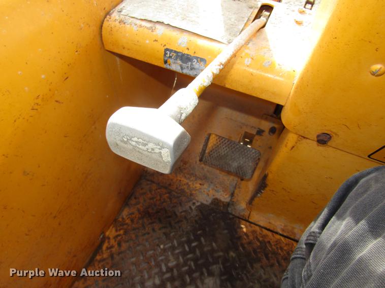 image for item DA3203 John Deere 480-BD forklift