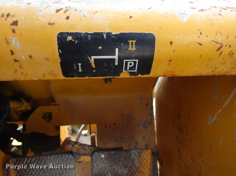 image for item DA3203 John Deere 480-BD forklift