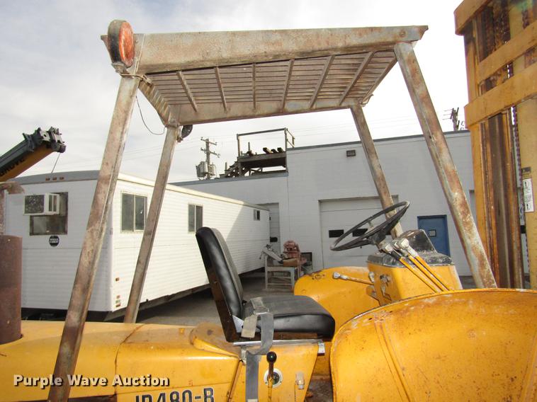 image for item DA3203 John Deere 480-BD forklift