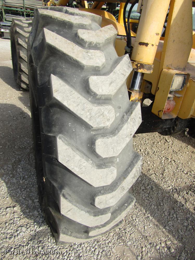 image for item DA3204 Pettibone 8044 telehandler