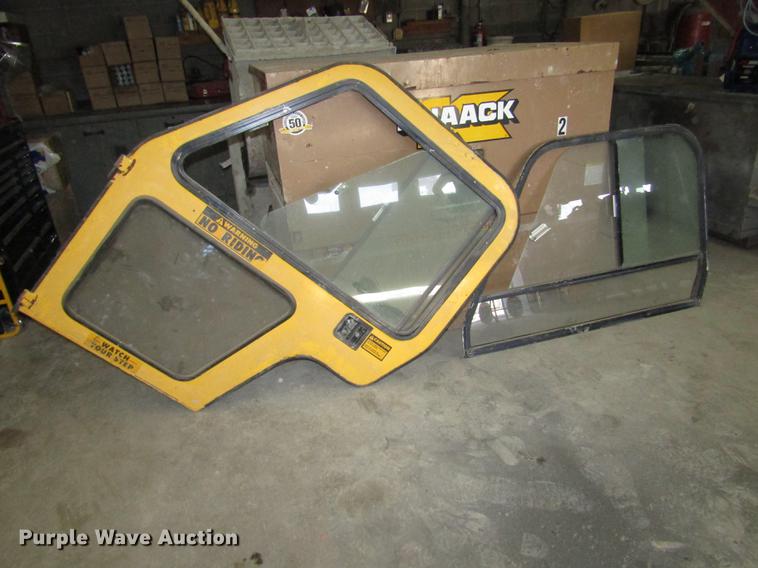 image for item DA3204 Pettibone 8044 telehandler