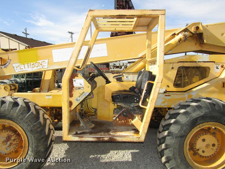 image for item DA3205 Pettibone 1042 telehandler