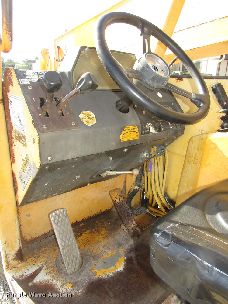 image for item DA3205 Pettibone 1042 telehandler