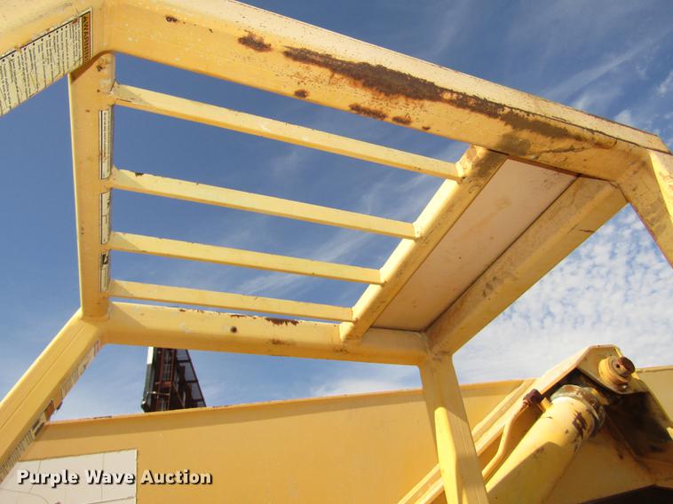 image for item DA3205 Pettibone 1042 telehandler