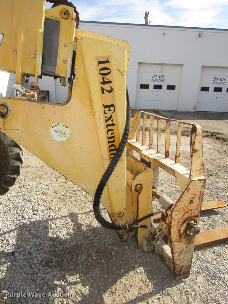 image for item DA3205 Pettibone 1042 telehandler