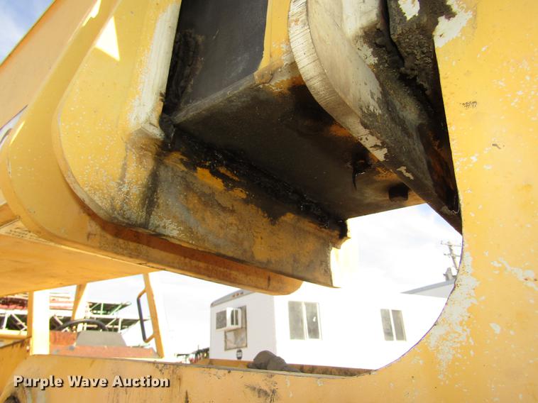 image for item DA3205 Pettibone 1042 telehandler