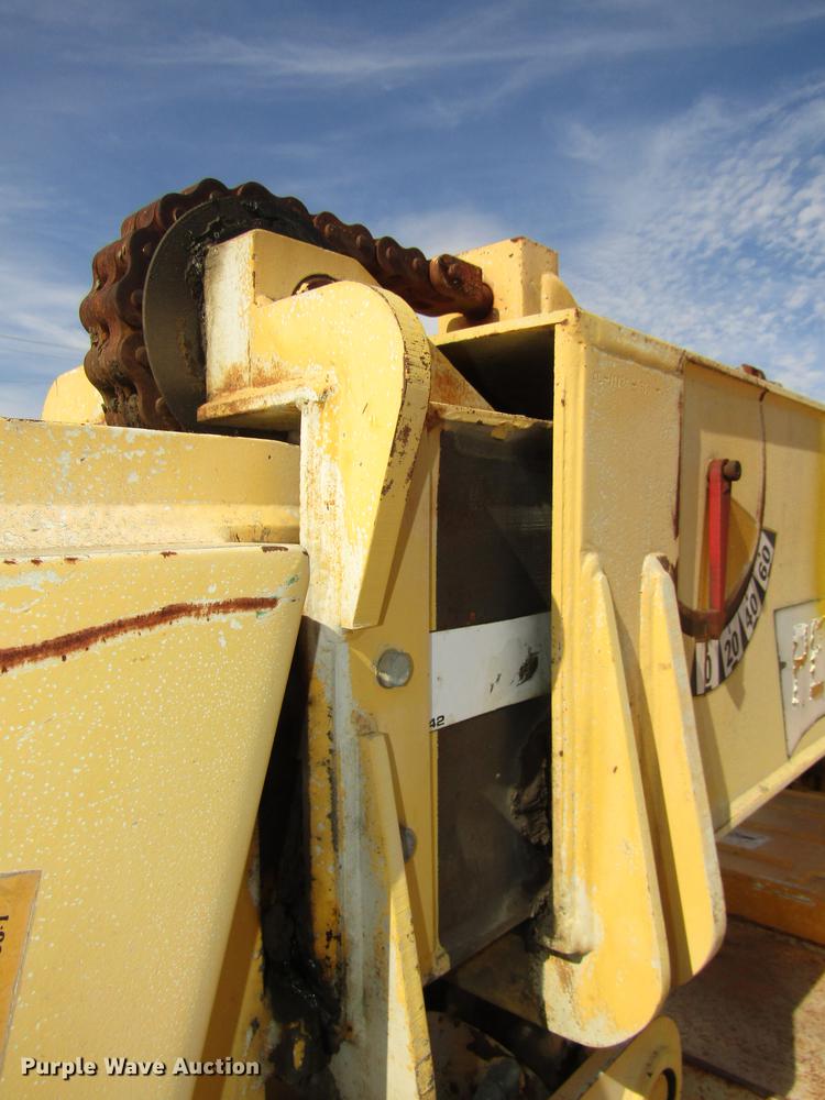 image for item DA3205 Pettibone 1042 telehandler