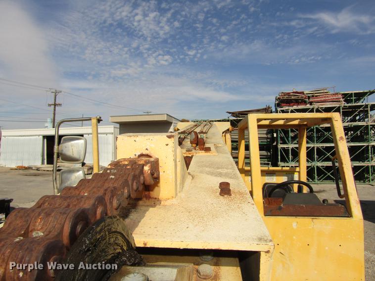 image for item DA3205 Pettibone 1042 telehandler