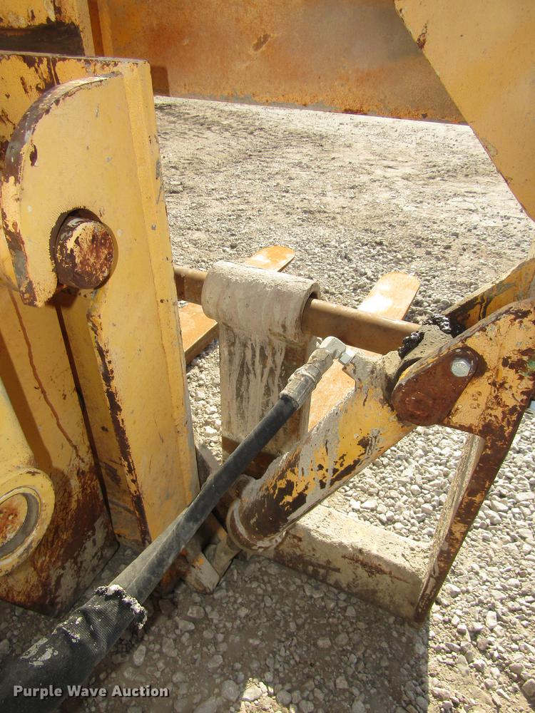 image for item DA3205 Pettibone 1042 telehandler