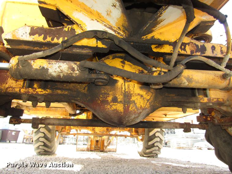 image for item DA3205 Pettibone 1042 telehandler