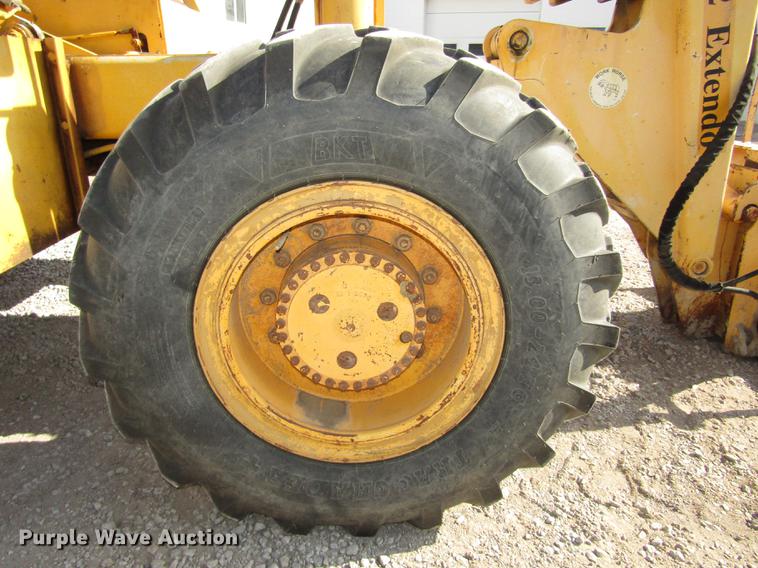image for item DA3205 Pettibone 1042 telehandler