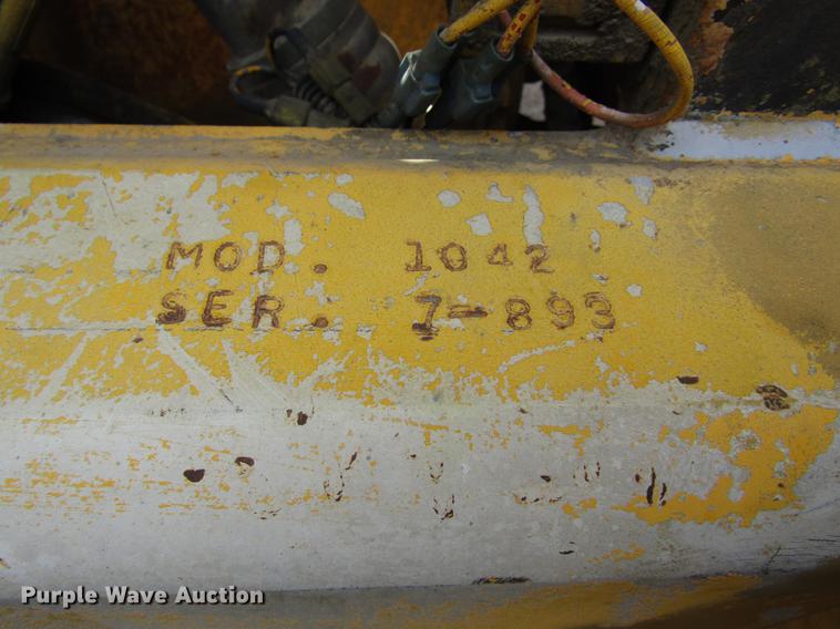 image for item DA3205 Pettibone 1042 telehandler