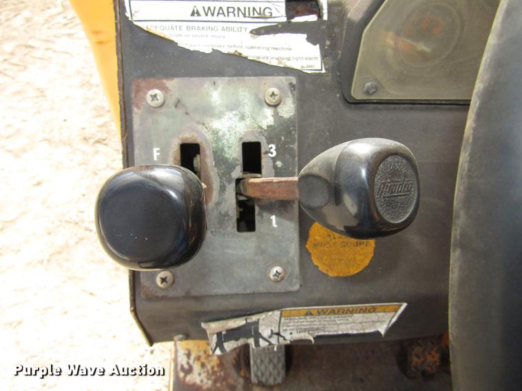 image for item DA3206 Pettibone 1042 telehandler