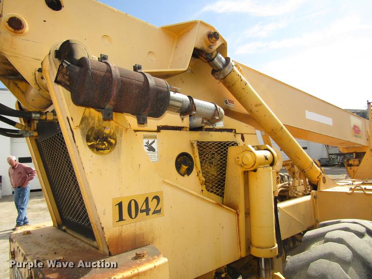 image for item DA3206 Pettibone 1042 telehandler