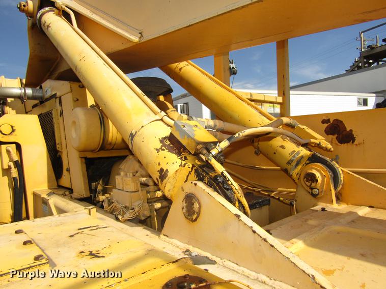 image for item DA3206 Pettibone 1042 telehandler