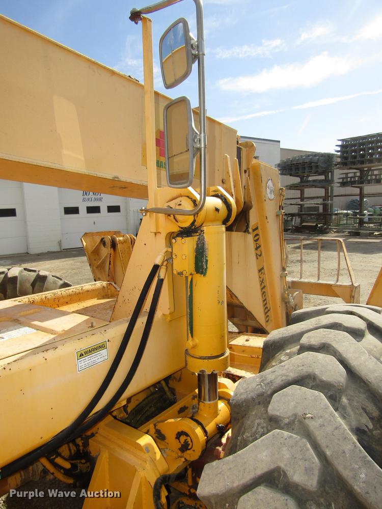 image for item DA3206 Pettibone 1042 telehandler