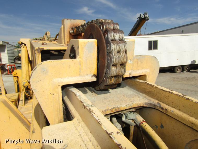 image for item DA3206 Pettibone 1042 telehandler