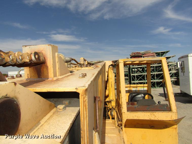 image for item DA3206 Pettibone 1042 telehandler