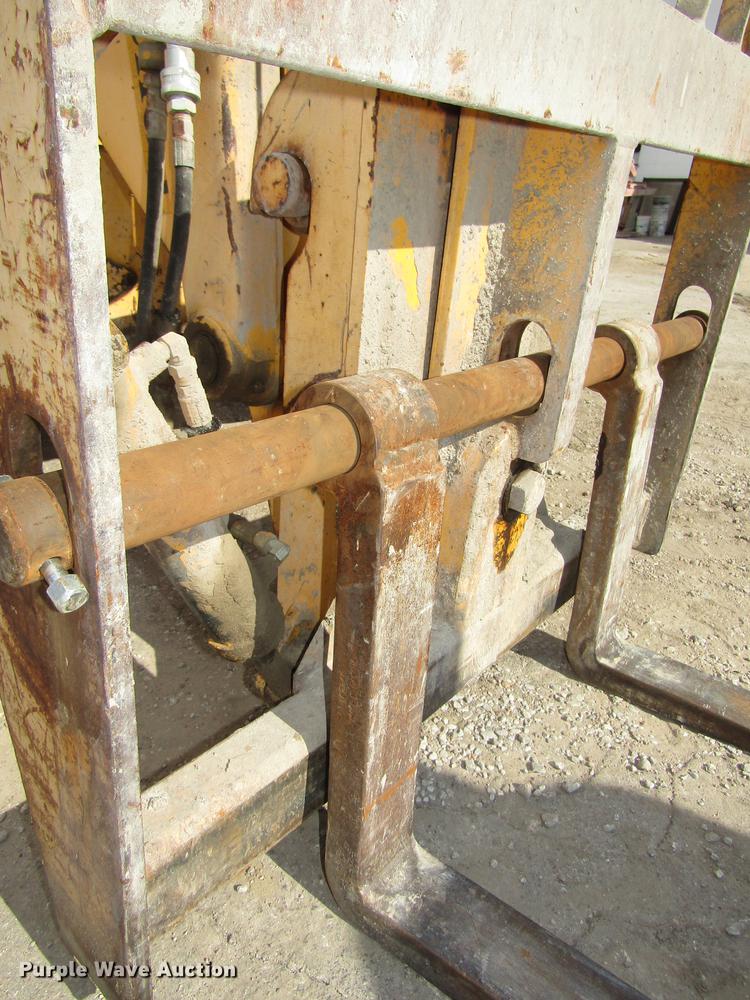 image for item DA3206 Pettibone 1042 telehandler