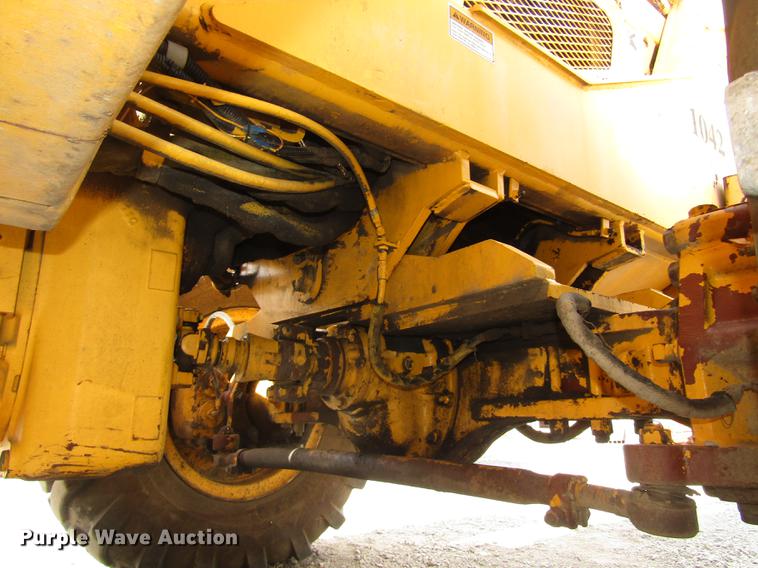 image for item DA3206 Pettibone 1042 telehandler