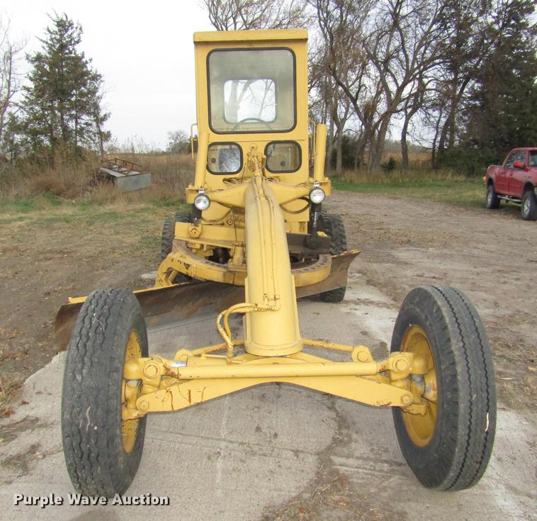 image for item DA3216 Allis Chalmers D rigid frame motor grader