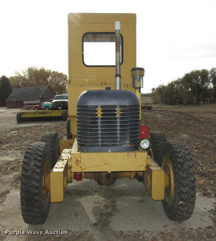 image for item DA3216 Allis Chalmers D rigid frame motor grader