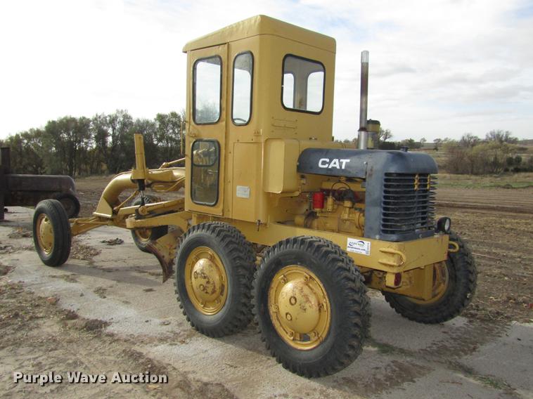 image for item DA3216 Allis Chalmers D rigid frame motor grader