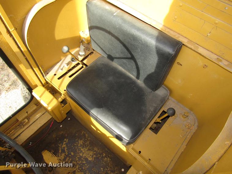 image for item DA3216 Allis Chalmers D rigid frame motor grader