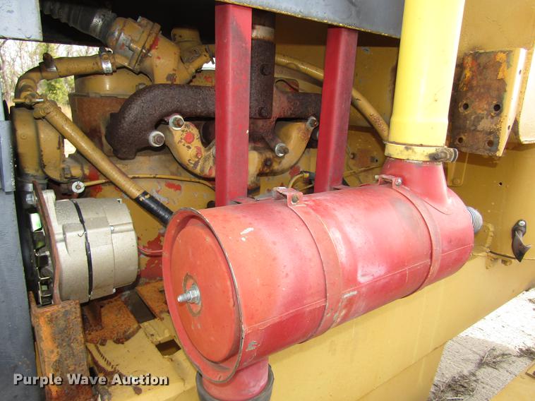 image for item DA3216 Allis Chalmers D rigid frame motor grader