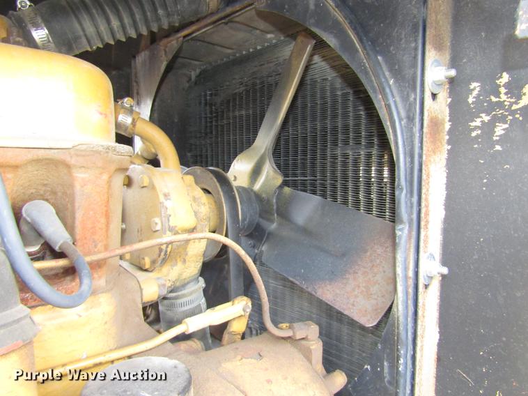 image for item DA3216 Allis Chalmers D rigid frame motor grader