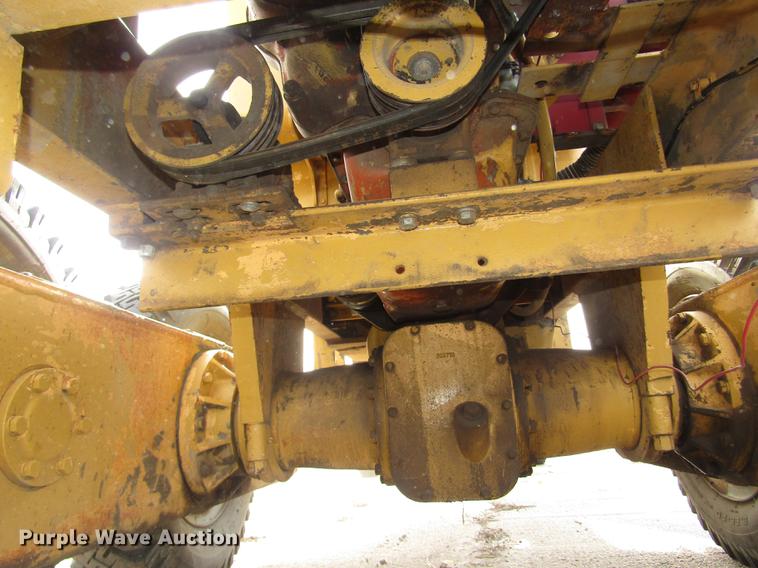 image for item DA3216 Allis Chalmers D rigid frame motor grader