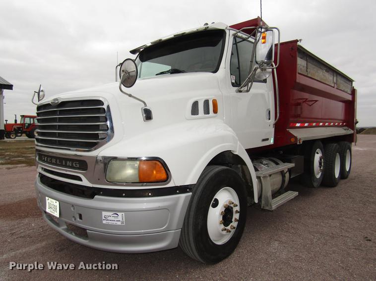 image for item DA3224 2006 Sterling AT9500 dump truck