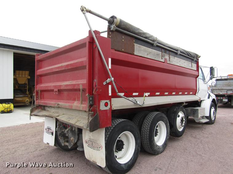image for item DA3224 2006 Sterling AT9500 dump truck
