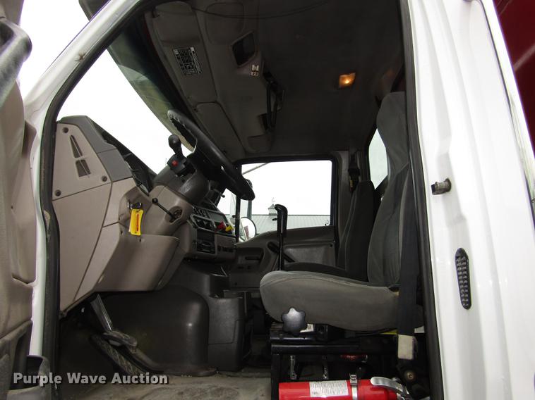 image for item DA3224 2006 Sterling AT9500 dump truck