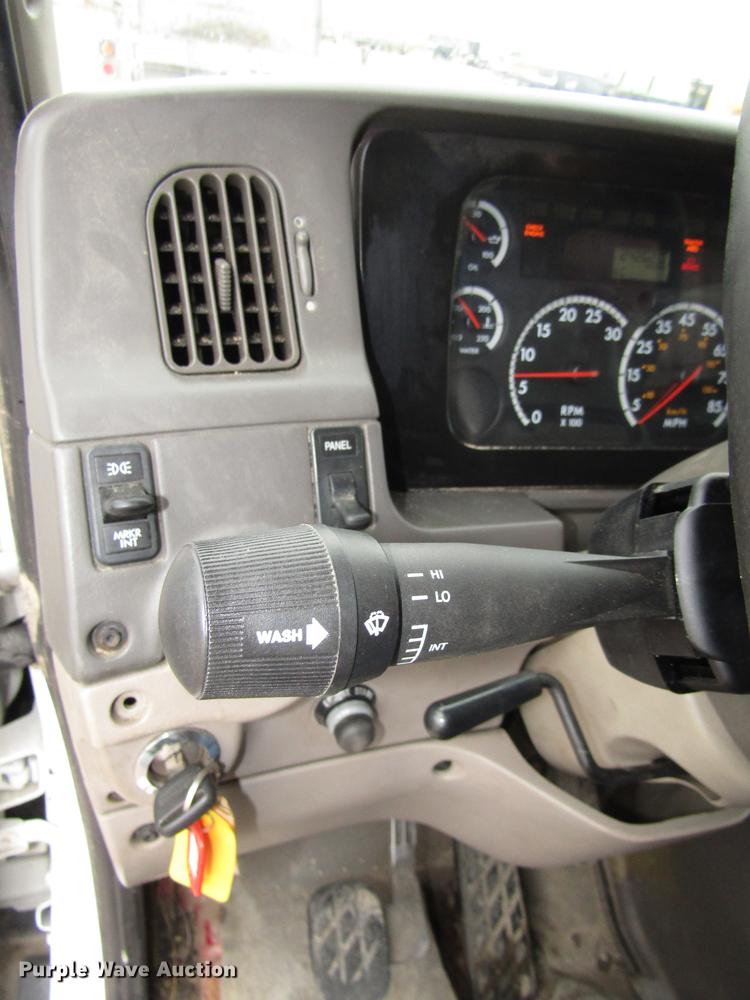 image for item DA3224 2006 Sterling AT9500 dump truck