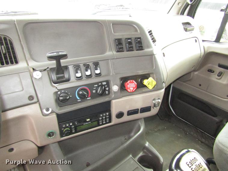 image for item DA3224 2006 Sterling AT9500 dump truck