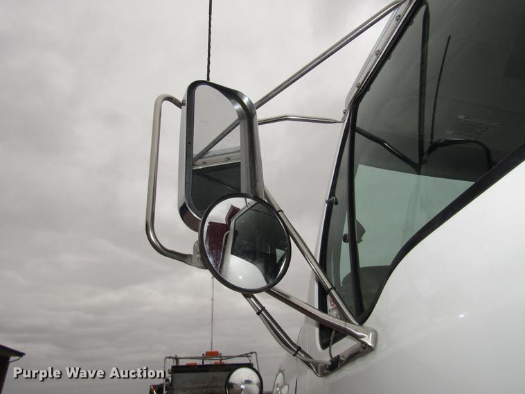 image for item DA3224 2006 Sterling AT9500 dump truck