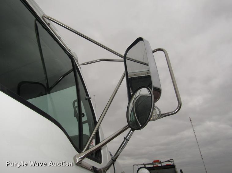 image for item DA3224 2006 Sterling AT9500 dump truck