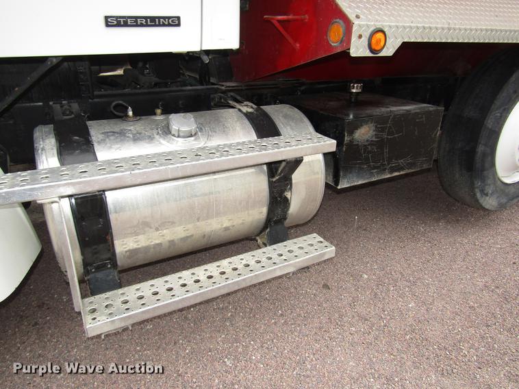 image for item DA3224 2006 Sterling AT9500 dump truck