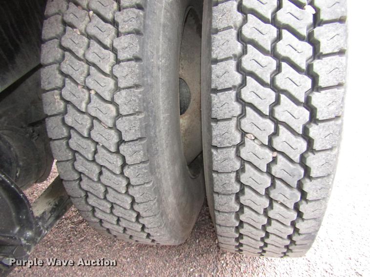 image for item DA3224 2006 Sterling AT9500 dump truck