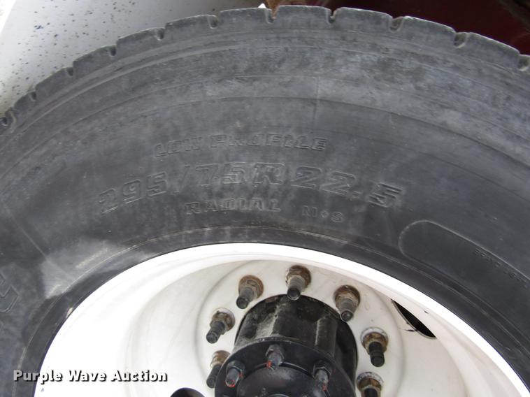 image for item DA3224 2006 Sterling AT9500 dump truck