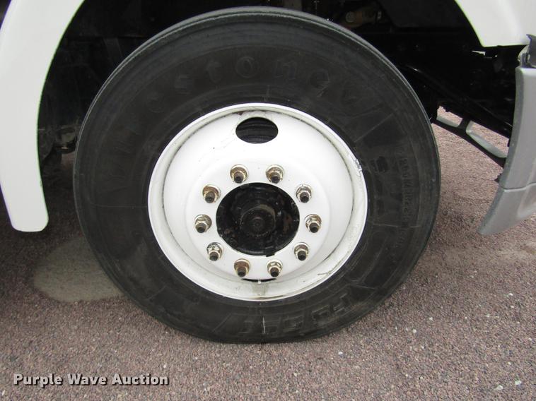 image for item DA3224 2006 Sterling AT9500 dump truck