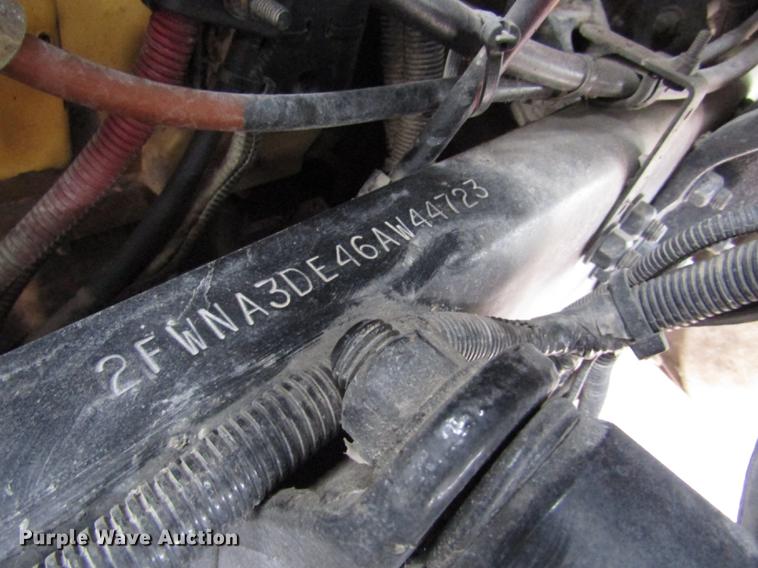 image for item DA3224 2006 Sterling AT9500 dump truck