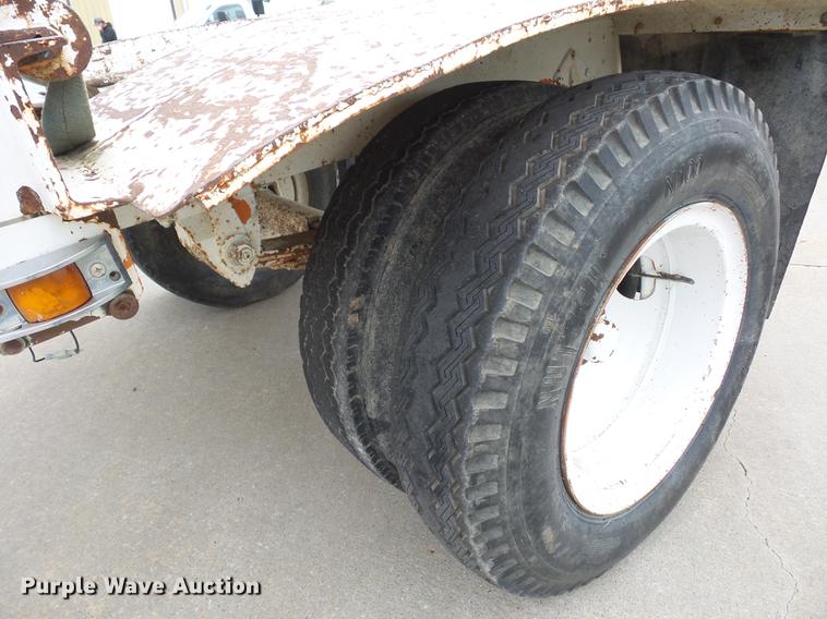 image for item DA6501 1988 Eagle pipe trailer