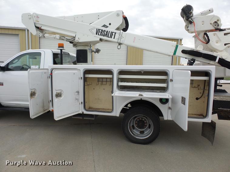 image for item DA6503 2012 Dodge Ram 5500 bucket truck