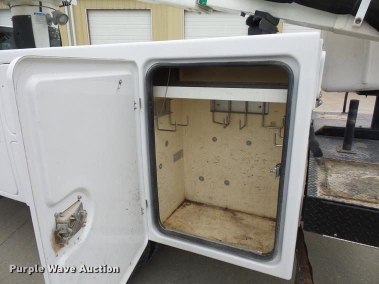 image for item DA6503 2012 Dodge Ram 5500 bucket truck