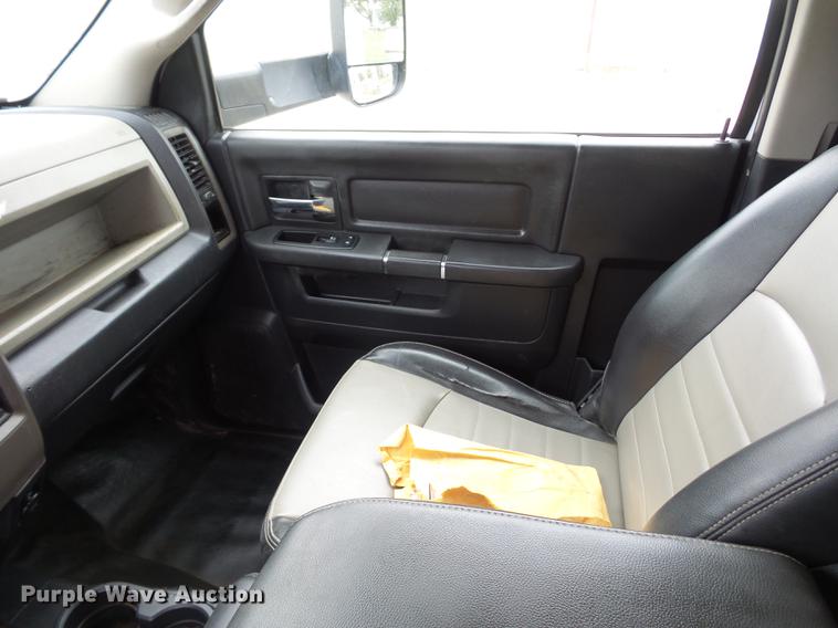 image for item DA6503 2012 Dodge Ram 5500 bucket truck