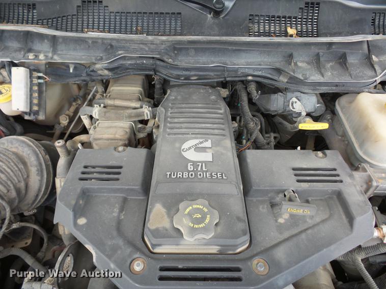 image for item DA6503 2012 Dodge Ram 5500 bucket truck