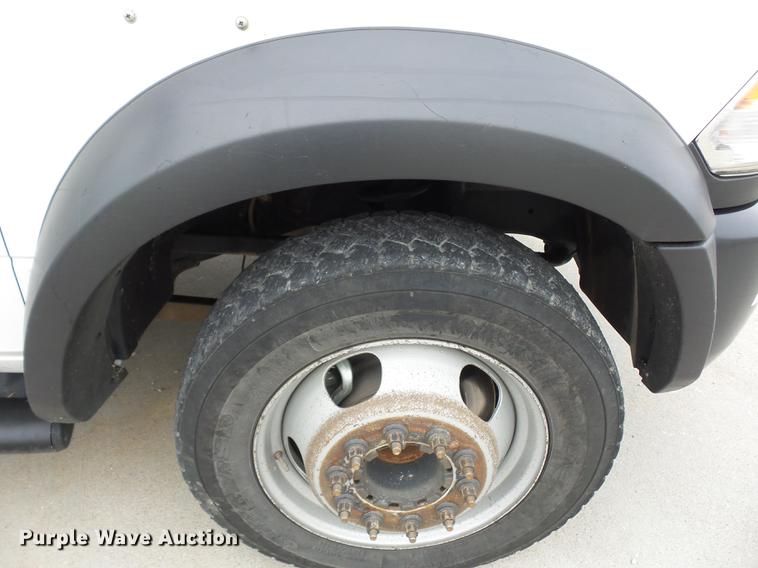 image for item DA6503 2012 Dodge Ram 5500 bucket truck