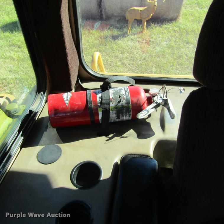 image for item DA6956 1999 Caterpillar D6M LGP dozer